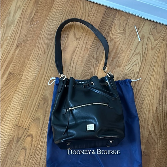 Dooney & Bourke Black Leather Bag - Picture 1 of 6